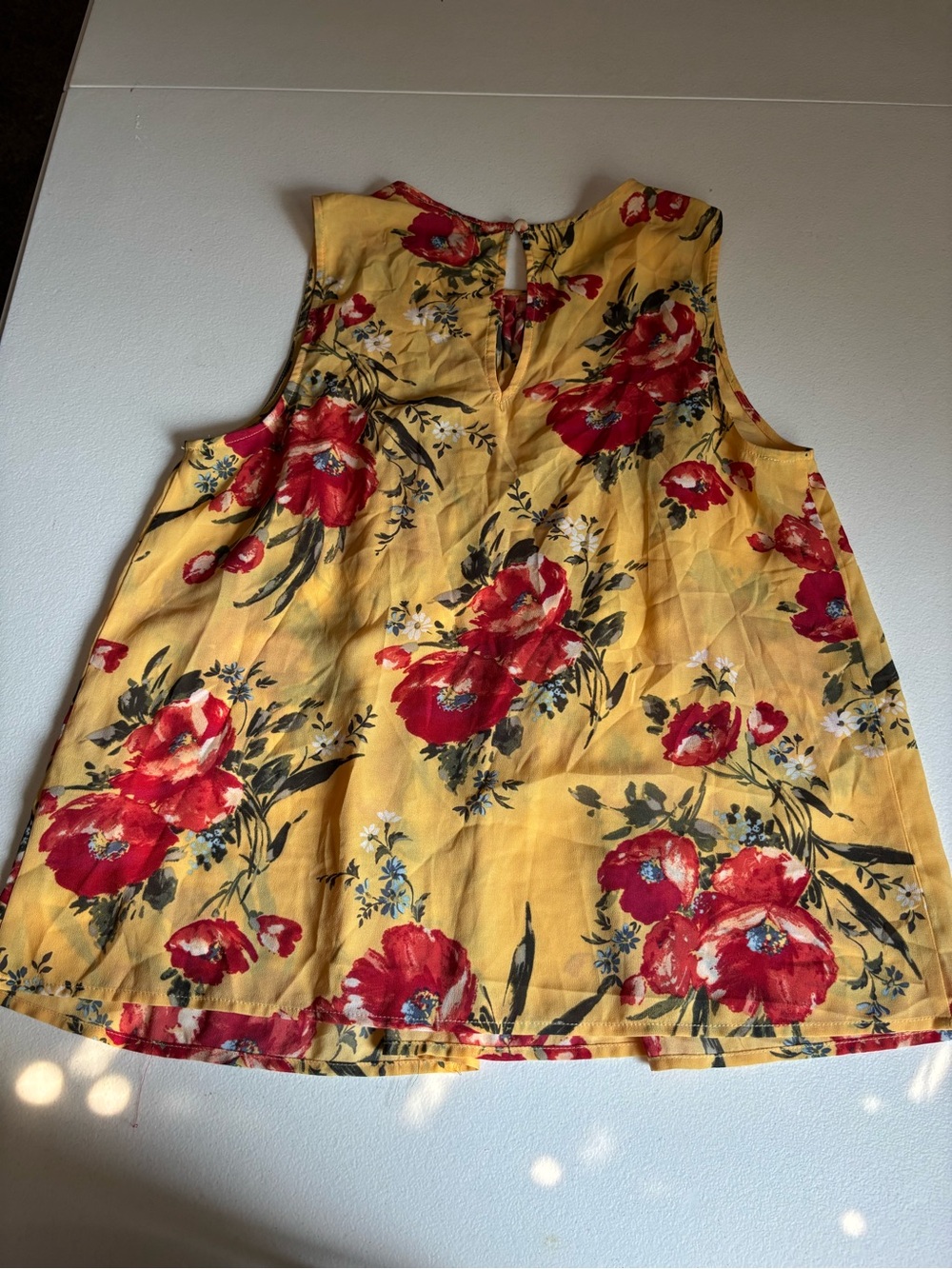 Abercrombie & Fitch Yellow Floral Tie-Front Blouse with Red Roses - Picture 3 of 4